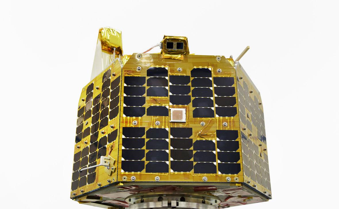 Иран успешно вывел на орбиту спутник Chamran-1 